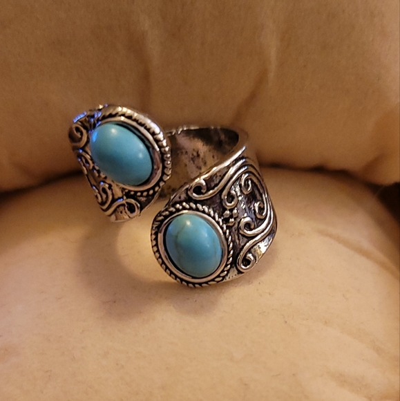 Boho Fashion Ring Spiral - Picture 3 of 3